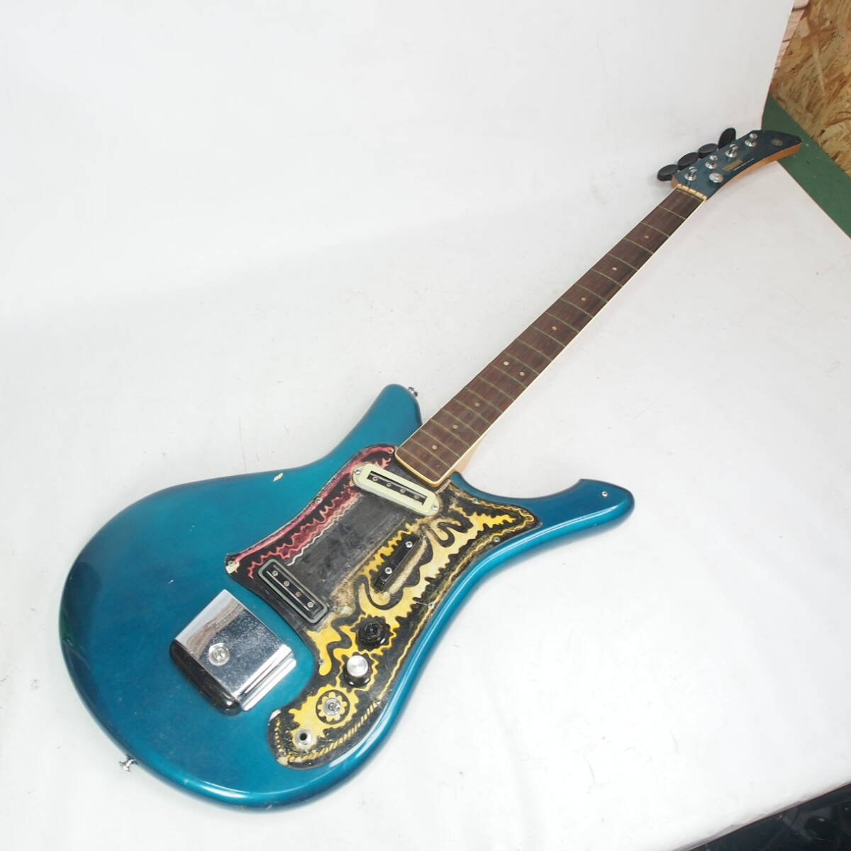 Yahoo!オークション -「sb」(ヤマハ) (エレキベース本体)の落札相場