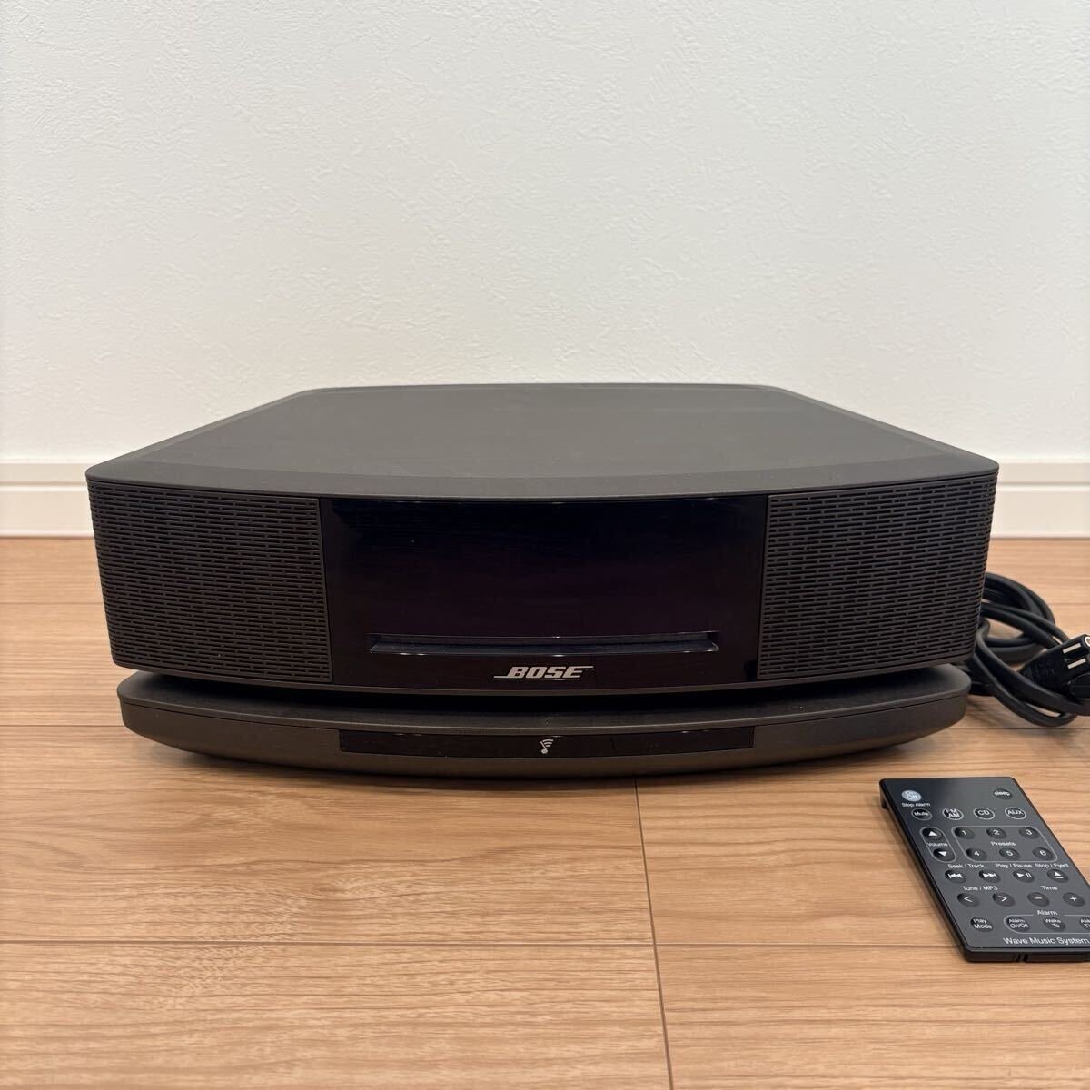 Bose Wave music system IV [プラチナムシルバー] オークション比較