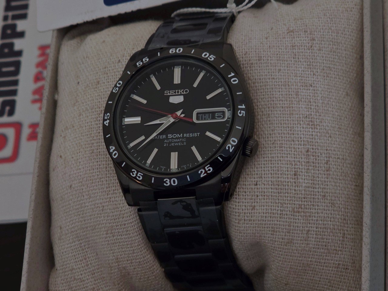 Seiko 5 Black Automatic 21 Jewels 50m SNKE03 | SNKE03K1 - Shopping