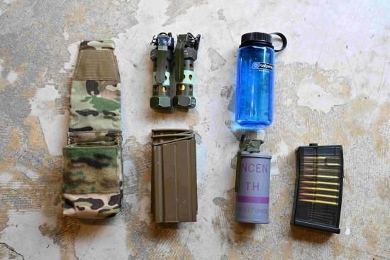 LAYER UTILITY MAG POUCH - x115xTAYLOR ONLINE SHOP