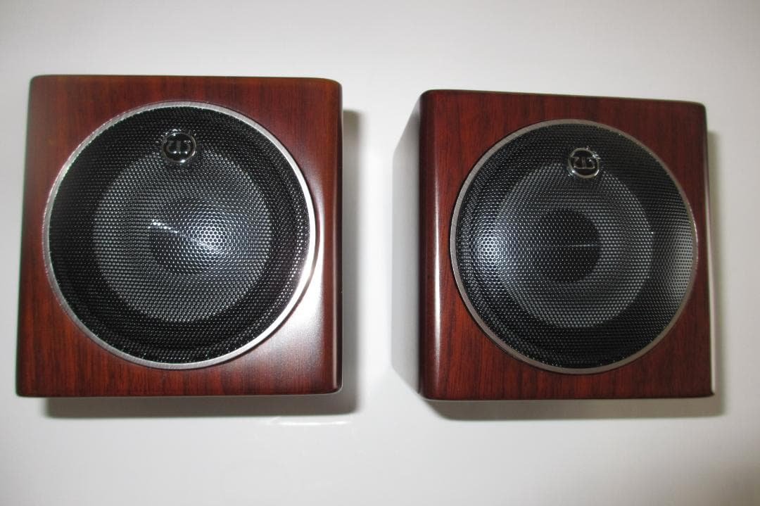 モニターオーデオ RadiusHD R45HD-WN ウォルナット ペア 2ウェイ・密閉型・ブックシェルフ・スピーカーウォールナット（ペア