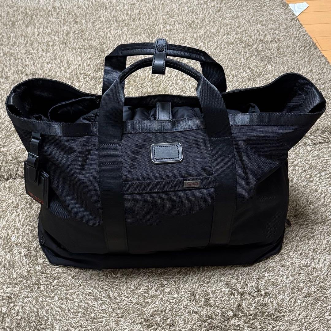 りお♪エルパト 　TUMI トートバッグ ALPHA Carryall TUMI｜【TUMI 公式店】ALPHA キャリーオール・トート | Rakuten