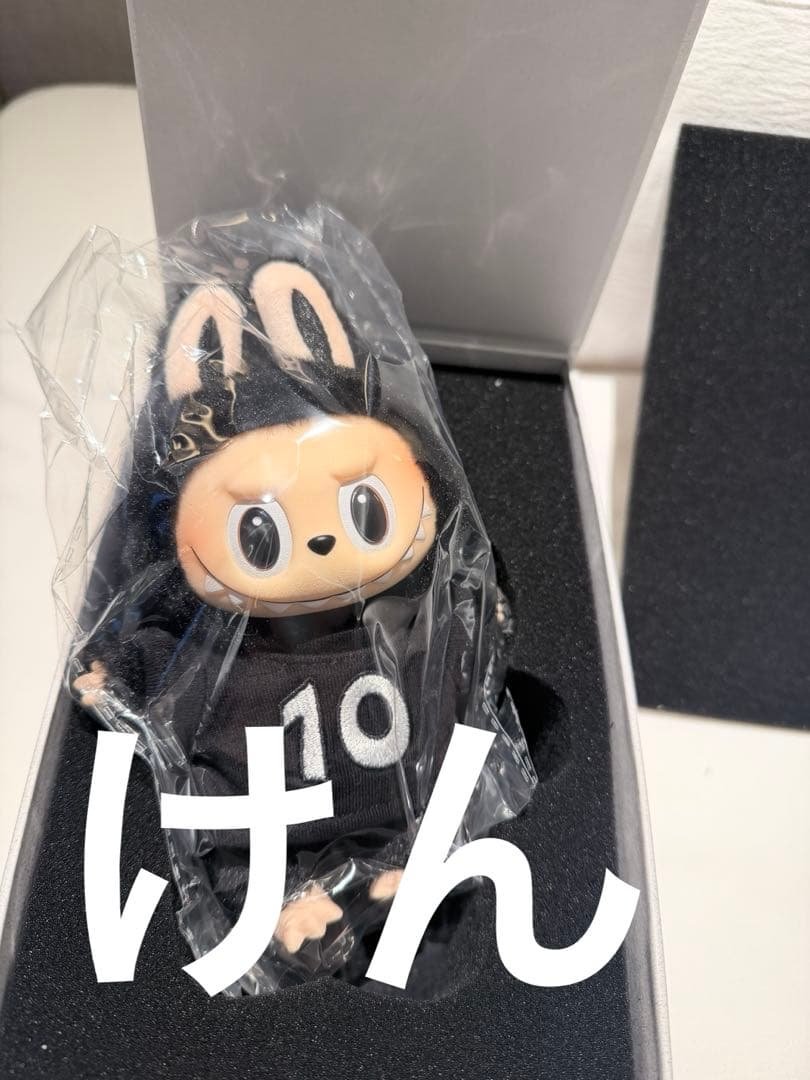 ポップマート　ラブブ　LABUBU THE MONSTERS 10周年限定　上海 POP MART（ポップマート） POP MART THE MONSTERS 10th Anniversary